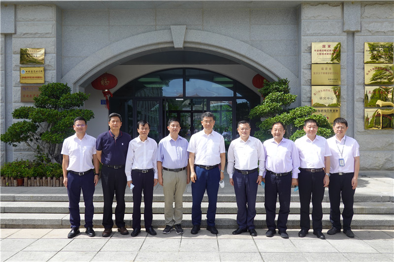 科技部副部长张雨东在福建调研疫情防控科研攻关工作 2.jpg
